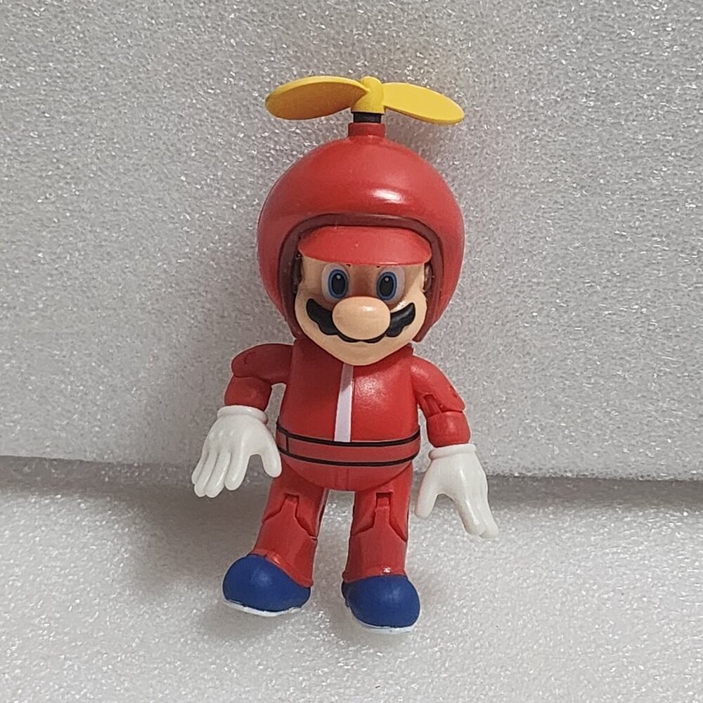Jakks 2018 Propeller Super Mario Bros Poseable 4" Nintendo Action Figure